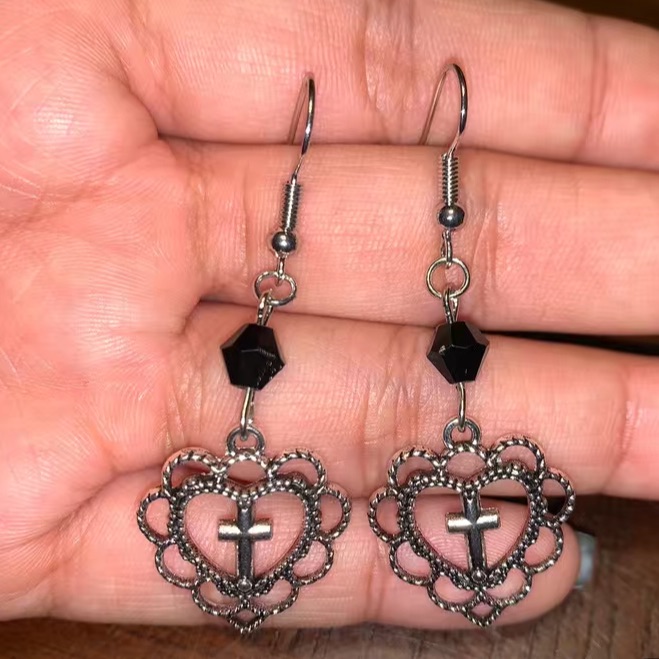 Gothic Punk Style Vintage Hollow Heart Earrings